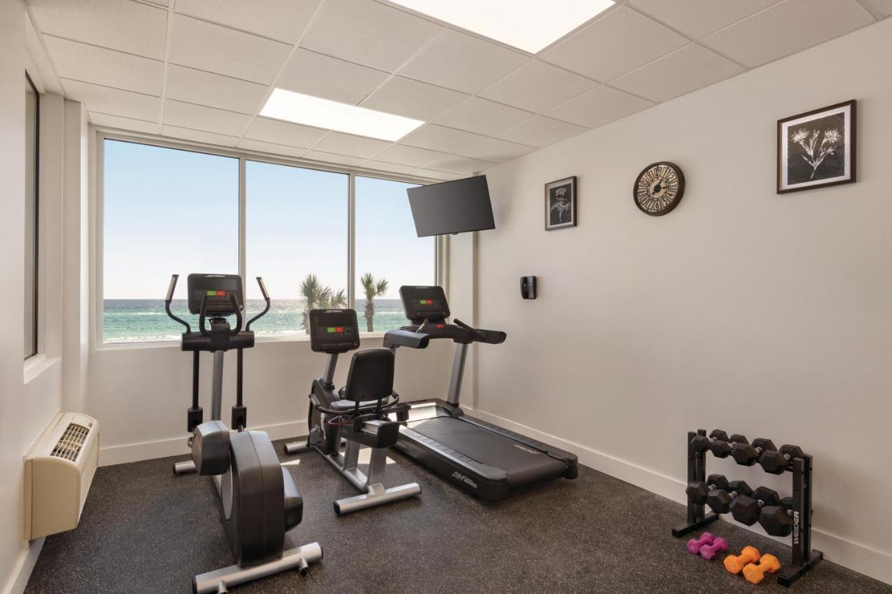 Radisson Beachfront Hotel - Panama City Beach Bagian luar foto