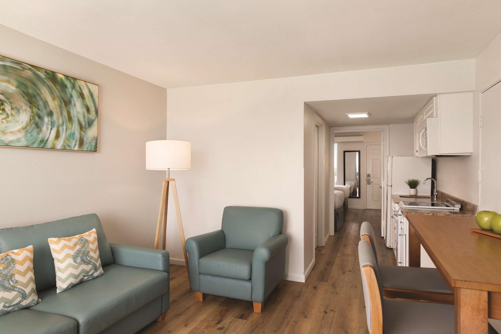 Radisson Beachfront Hotel - Panama City Beach Bagian luar foto