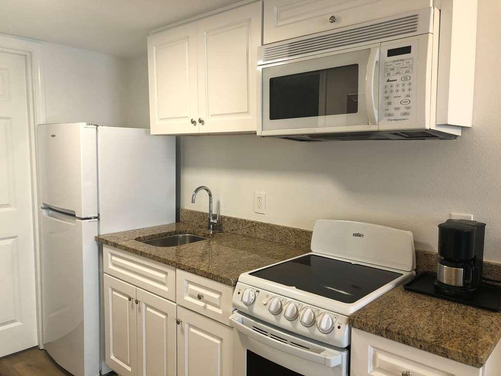 Radisson Beachfront Hotel - Panama City Beach Ruang foto