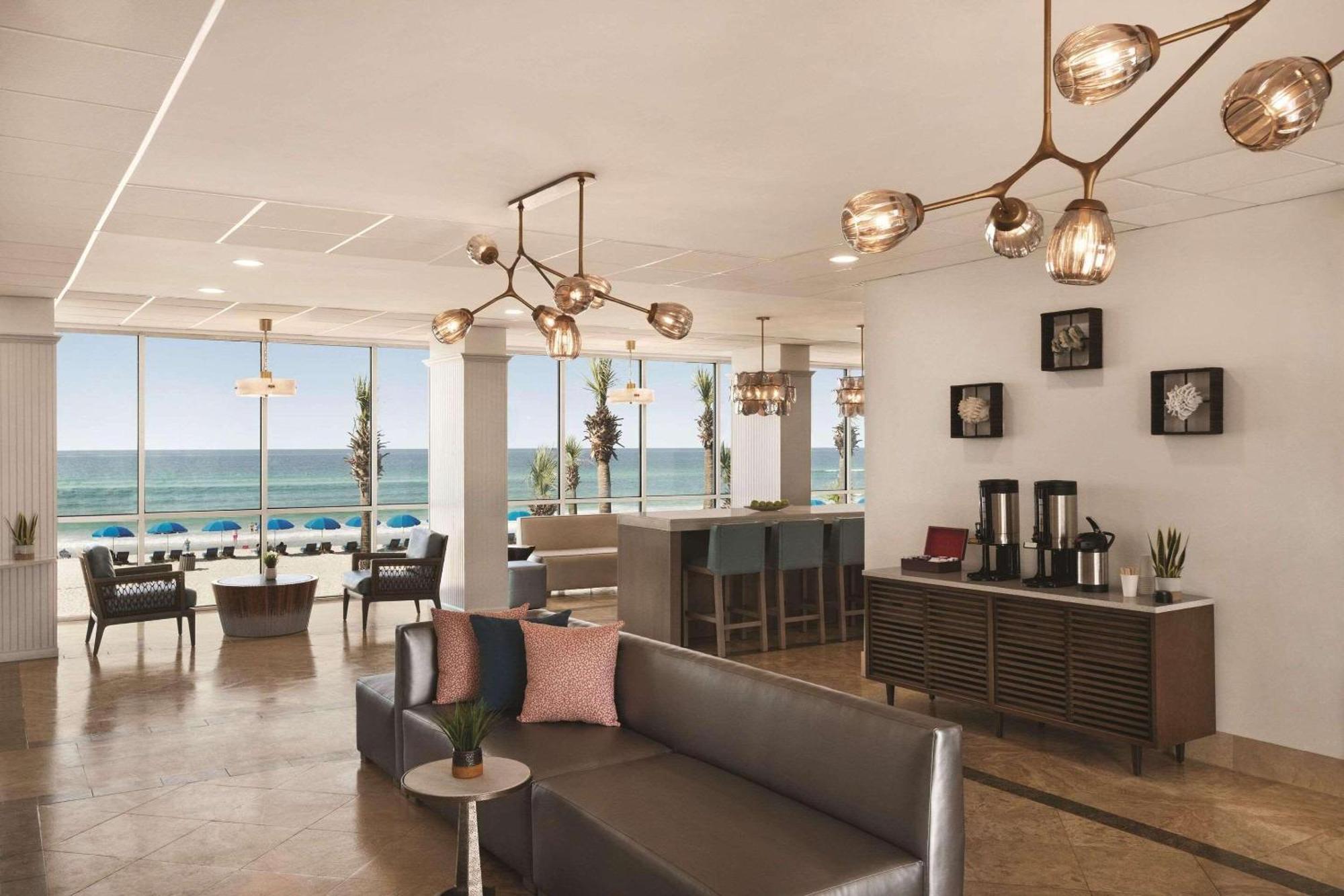 Radisson Beachfront Hotel - Panama City Beach Bagian luar foto