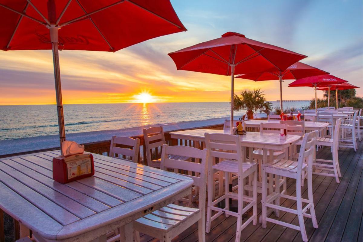 Radisson Beachfront Hotel - Panama City Beach Bagian luar foto